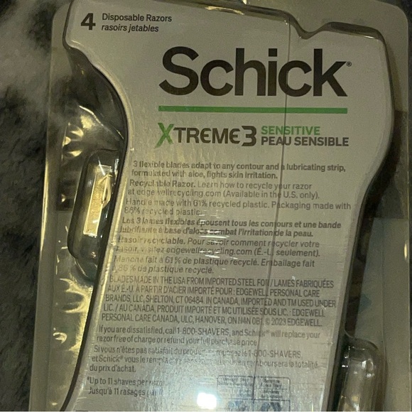 Schick Xtreme 3 Razors - Picture 4 of 7
